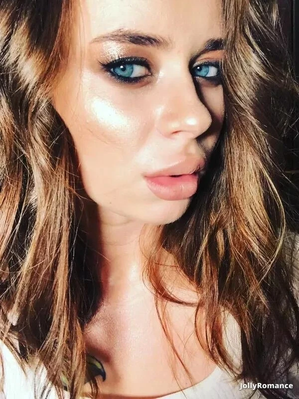 Inna Profile image 3