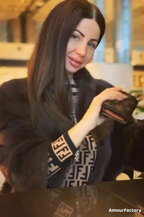 Oksana Profile image 1