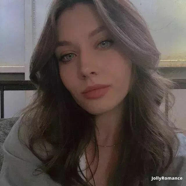 Aleksandra Profile image 3