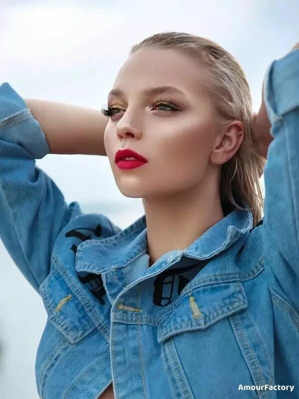 Ekaterina Profile image 1