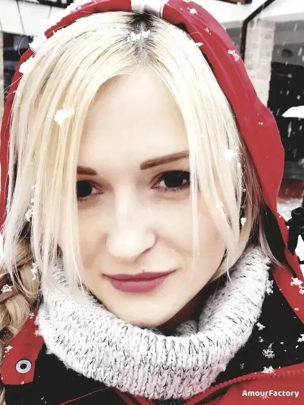 Ksenia Profile image 2