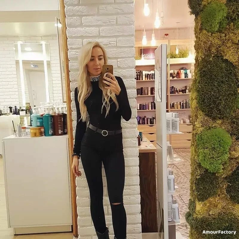 Kristina Profile image 2