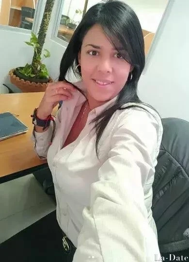 Sipriana Profile image 1