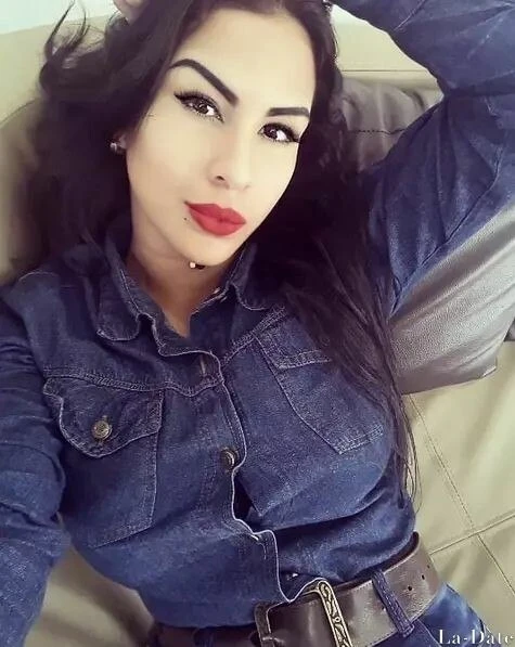 Shineth Profile image 1