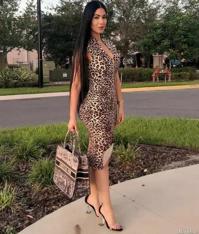 Daniela Profile image 3