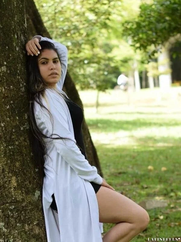 Carmen Profile image 4