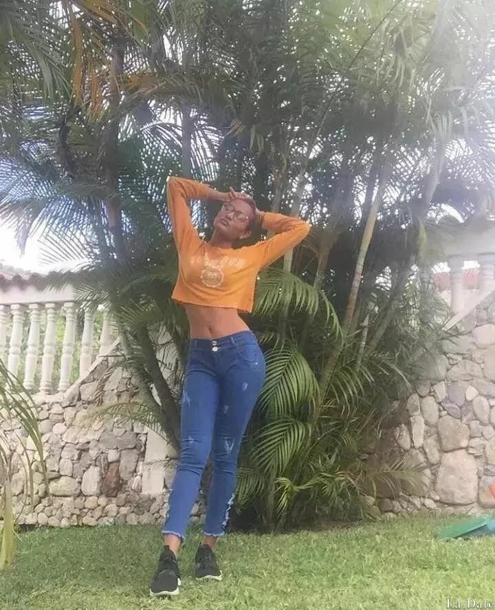 Arleiza Profile image 1