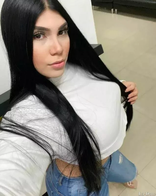 Briggitte Profile image 3