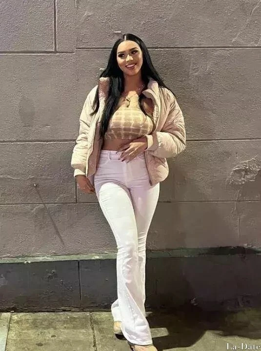 Arianny Profile image 3