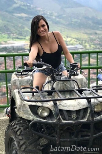 Dani Profile image 2