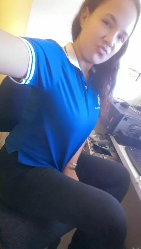 Alejandra Profile image 4