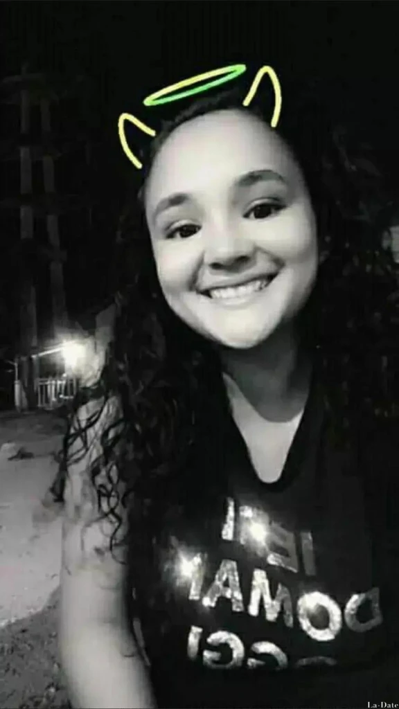 Alejandra Profile image 1