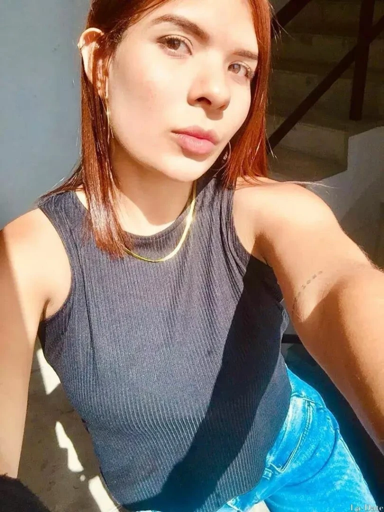 Fabiola Profile image 1