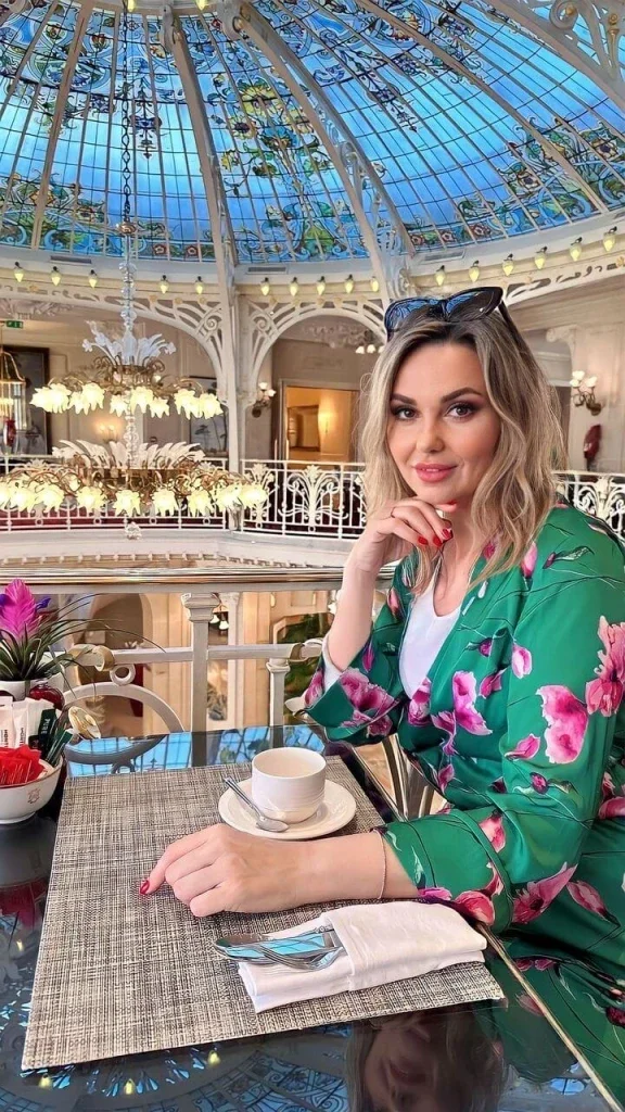 Natalia Profile image 4